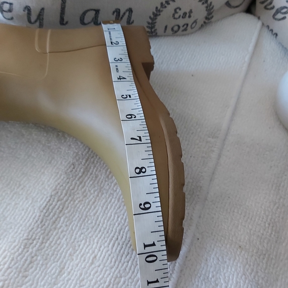 Hunter green rain boots tall - Picture 11 of 16